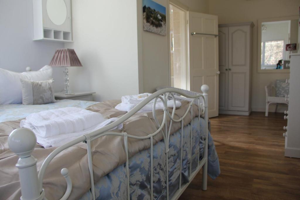 Bed and Breakfast Cormorant House Нью-Ки Номер фото